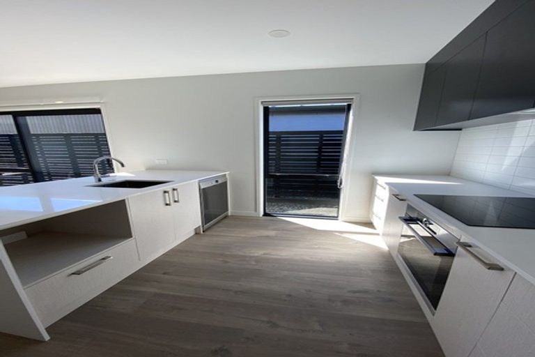 Photo of property in 12 Mulholland Drive, Jacks Point, 9371