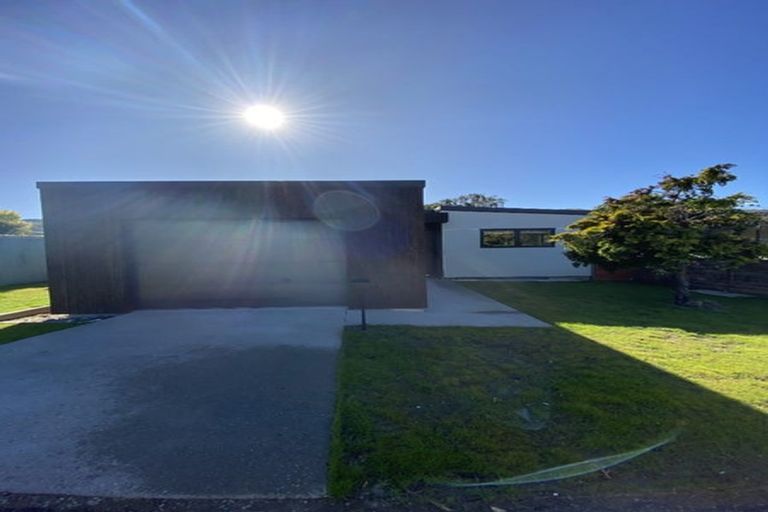 Photo of property in 28 Orient Street, Cromwell, 9310