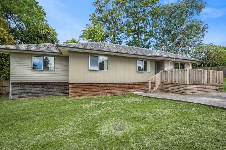 Photo of property in 7 Luke Place, Otara, Auckland, 2023