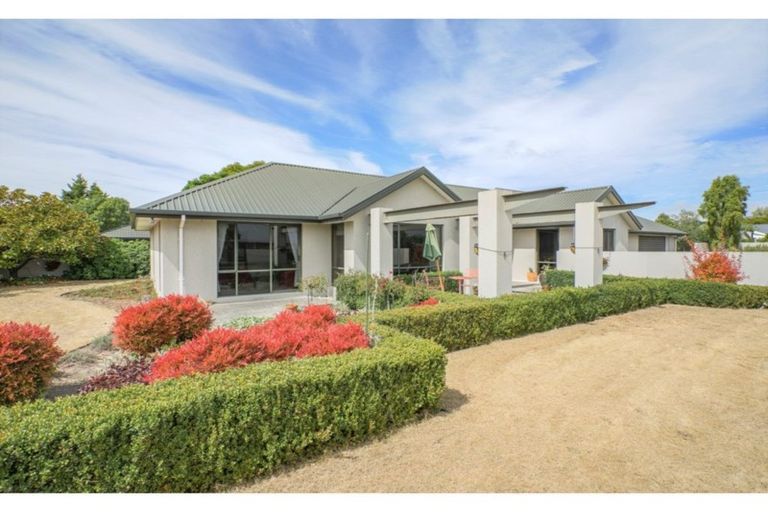 Photo of property in 1 Appleton Place, Woodend, 7610