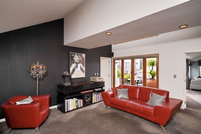 Photo of property in 84 Glenstrae Road, Redcliffs, Christchurch, 8081