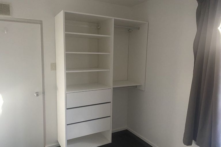 Photo of property in 102 Harbour Terrace, North Dunedin, Dunedin, 9016