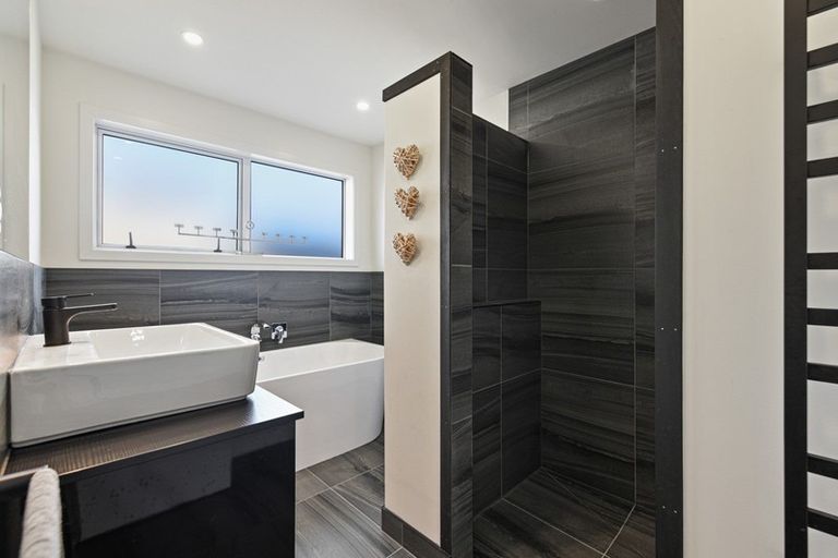 Photo of property in 11 Mccorquindale Drive, Flagstaff, Hamilton, 3210