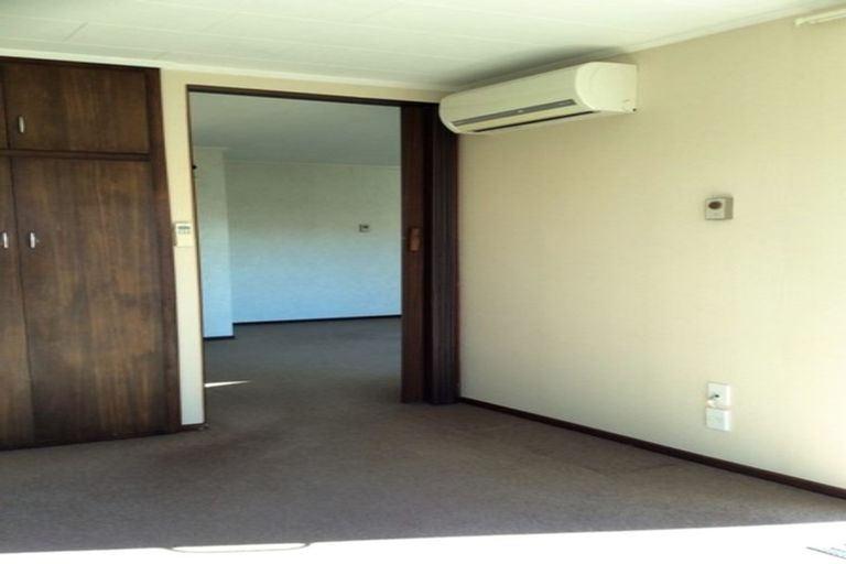 Photo of property in 17a Oxford Street, South Dunedin, Dunedin, 9012