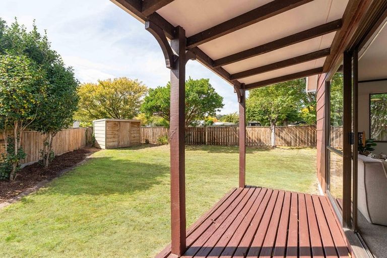 Photo of property in 4 Avon Close, Richmond Heights, Taupo, 3330