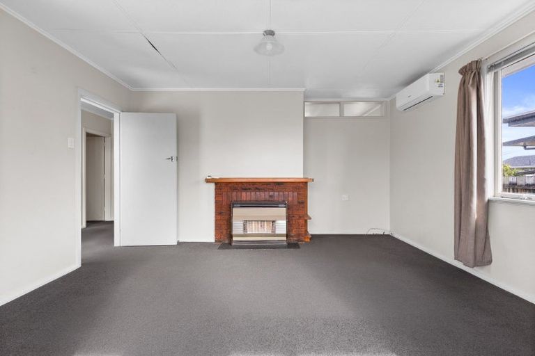 Photo of property in 39 Collins Road, Melville, Hamilton, 3206