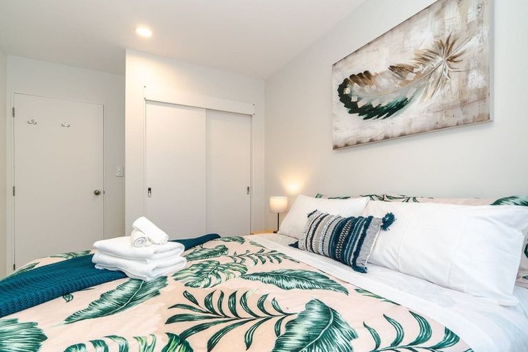 Photo of property in 1/49 Hastings Road, Mairangi Bay, Auckland, 0630