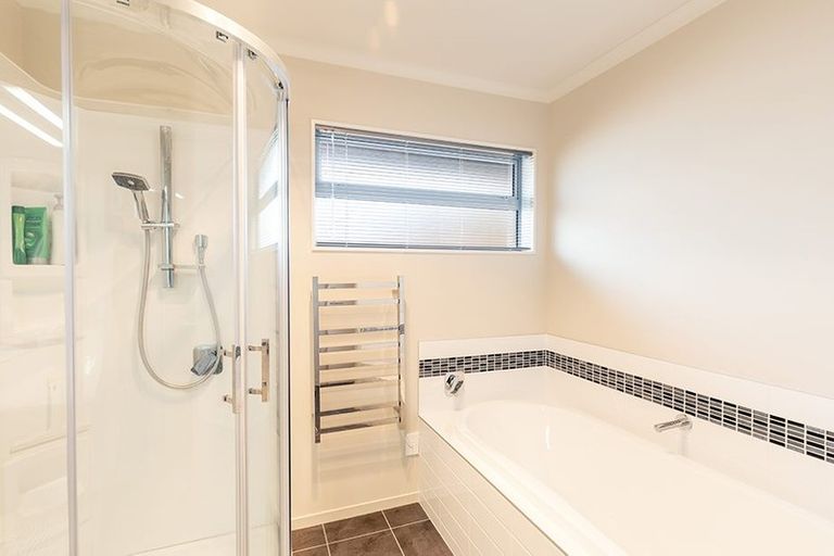 Photo of property in 20 Taiore Crescent, Marshland, Christchurch, 8083