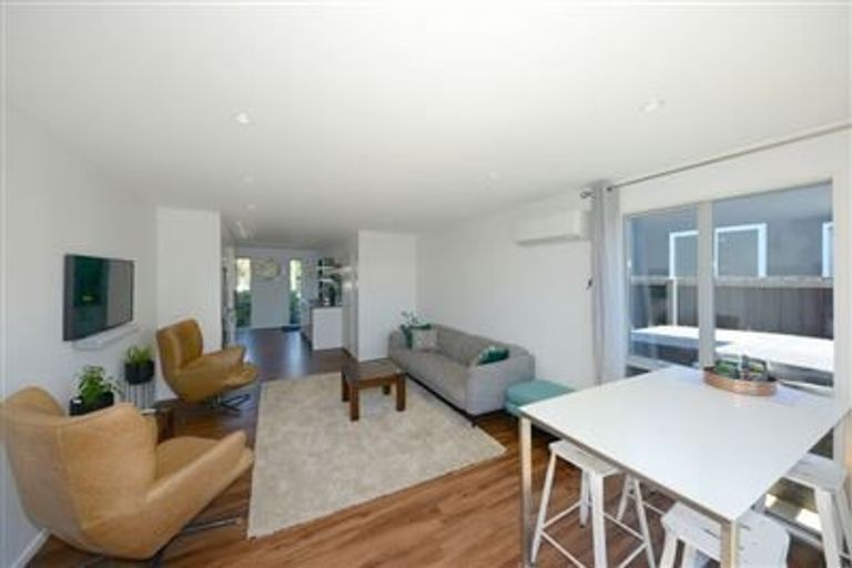 Photo of property in 67 Essex Street, Phillipstown, Christchurch, 8011