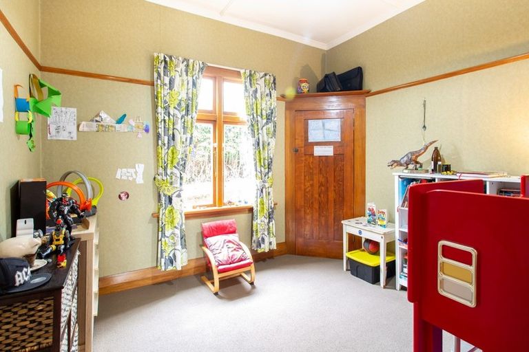 Photo of property in 9 Stone Street, Kenmure, Dunedin, 9011