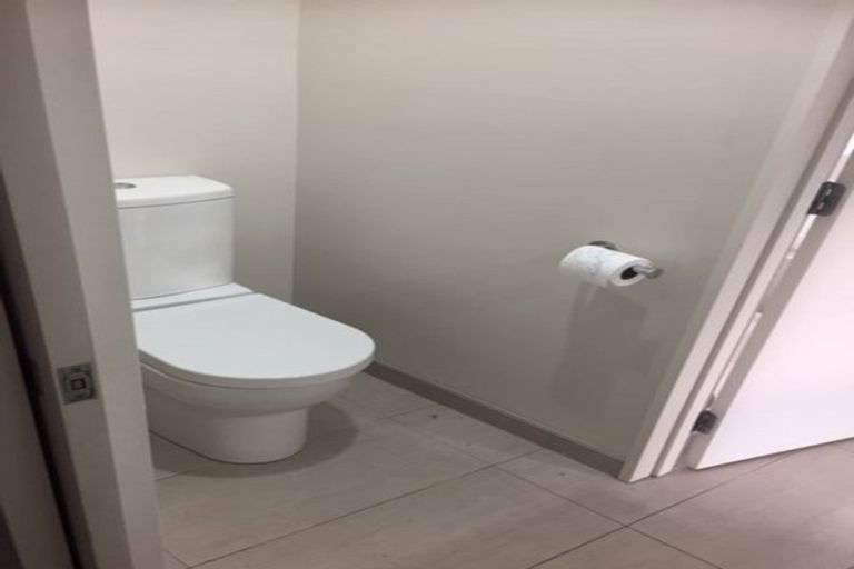 Photo of property in 28 Hakatere Road, Pegasus, 7612