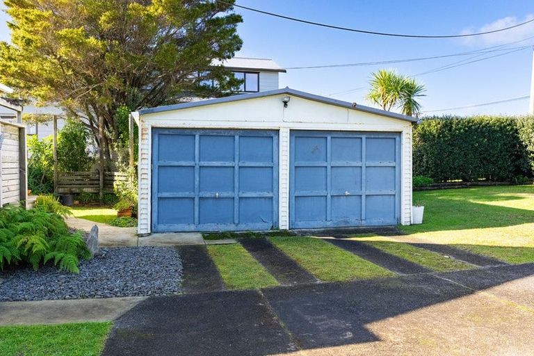 Photo of property in 31 Bream Bay Drive, Ruakaka, 0116