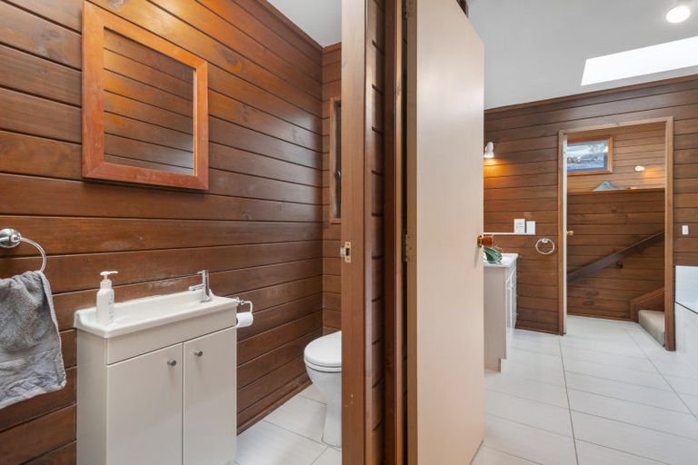 Photo of property in 20 Esmeralda Street, Welcome Bay, Tauranga, 3112