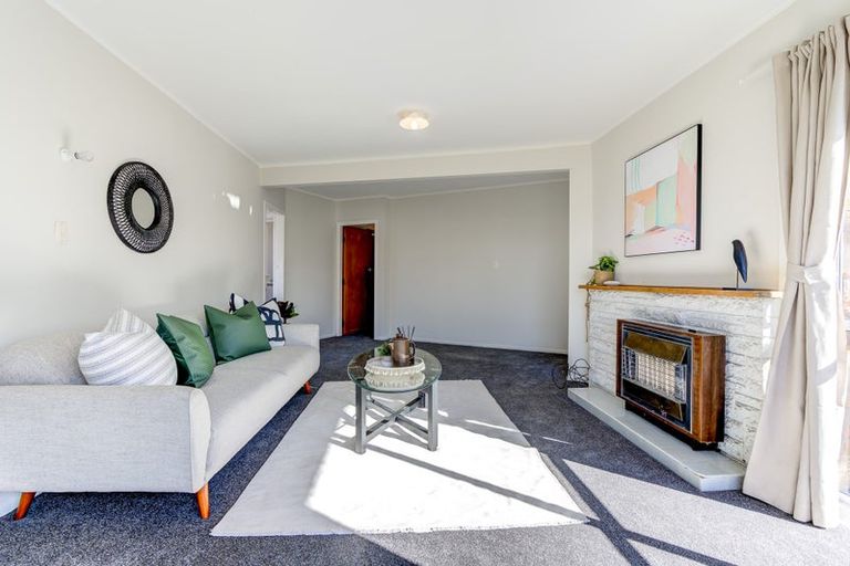 Photo of property in 84 Mount View Road, Melville, Hamilton, 3206