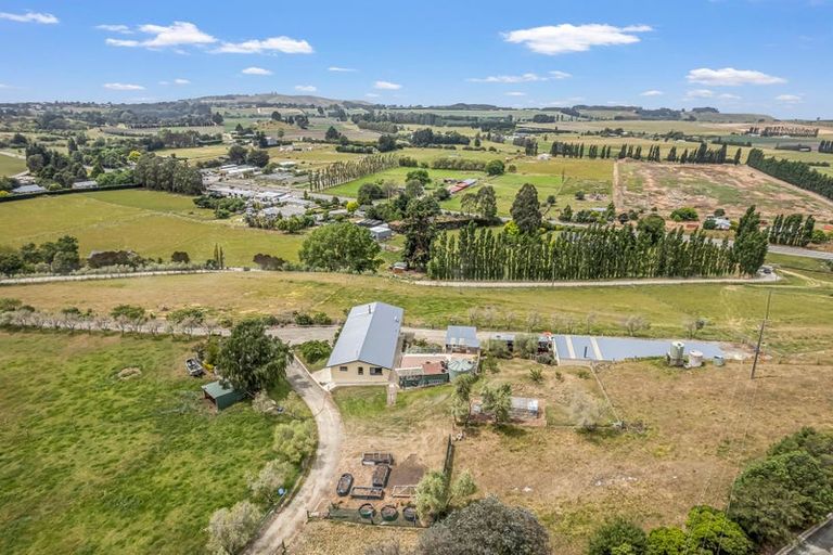 Photo of property in 35 Browns Road, Alma, Oamaru, 9491