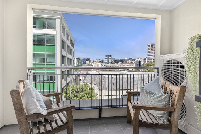 Photo of property in Kate Sheppard Apartments, 6i/42 Molesworth Street, Thorndon, Wellington, 6011