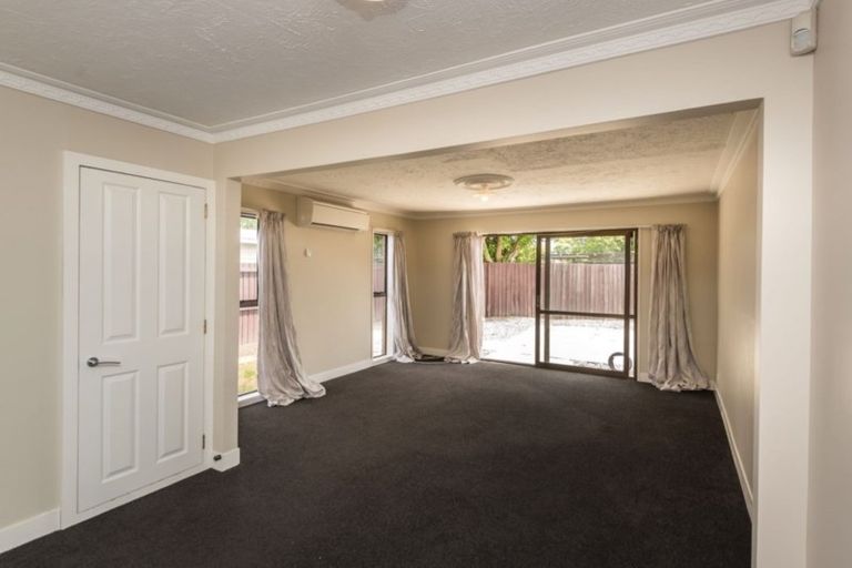 Photo of property in 2/29 Meon Street, Aranui, Christchurch, 8061