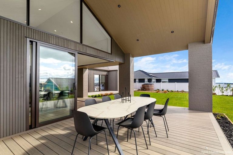 Photo of property in 293 Kitchener Road, Pukekohe, 2120