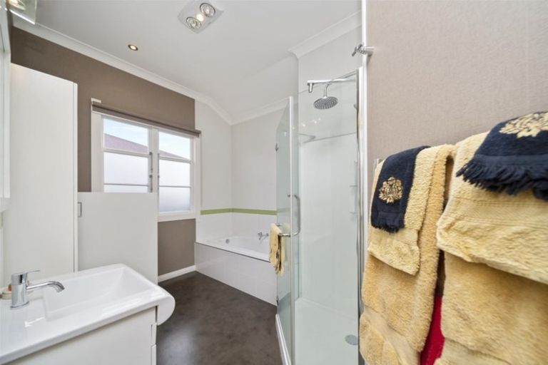 Photo of property in 30 Puriri Street, Hawera, 4610