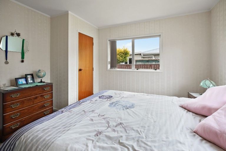 Photo of property in 14 Hilton Road, St Andrews, Hamilton, 3200