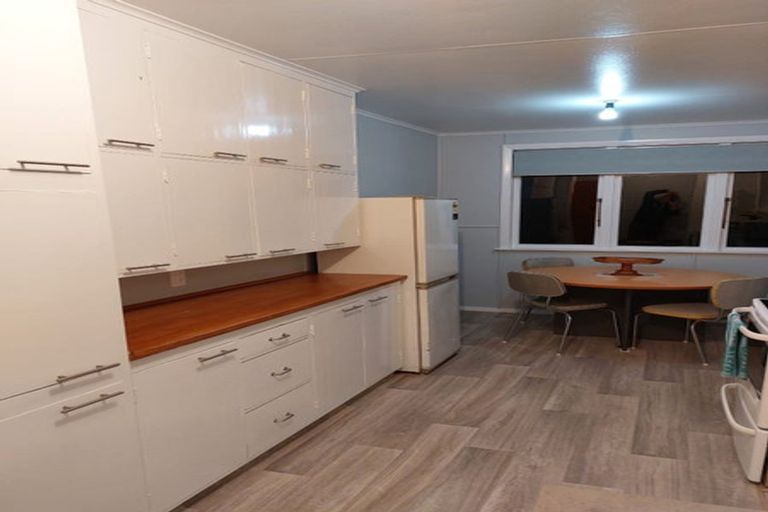 Photo of property in 79 Stoney Creek Road, Kelvin Grove, Palmerston North, 4470