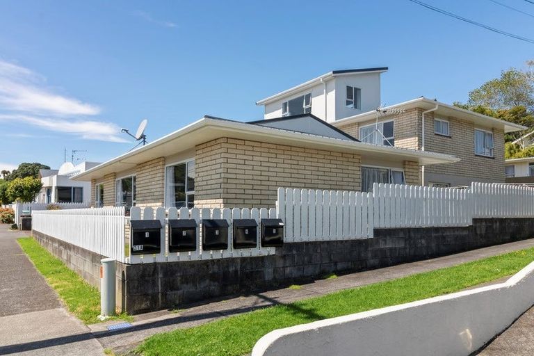 Photo of property in 21a Bulteel Street, New Plymouth, 4310