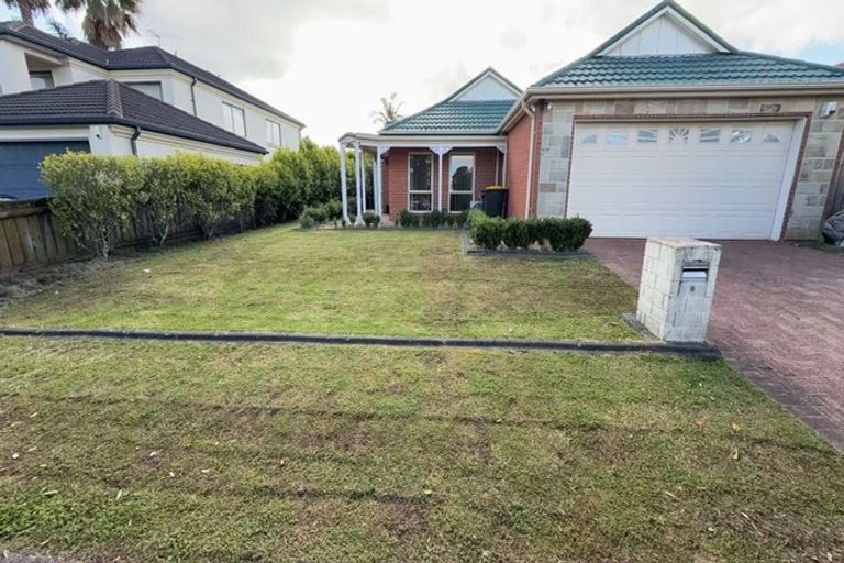 Photo of property in 8 Sheddings Lane, East Tamaki, Auckland, 2016