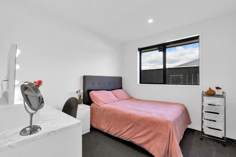 Photo of property in 44 Aratapu Street, Waitara, 4320