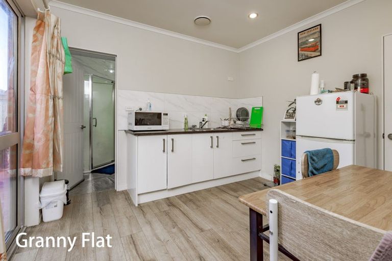 Photo of property in 3 Veneta Close, Flat Bush, Auckland, 2019