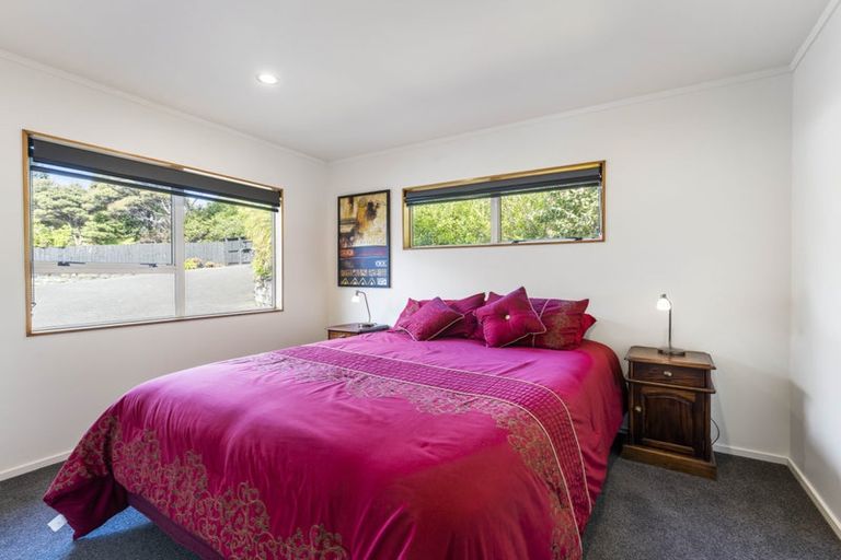 Photo of property in 23 Crows Road, Swanson, Auckland, 0614