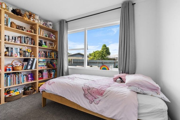 Photo of property in 20 Rosalind Street, Deanwell, Hamilton, 3206