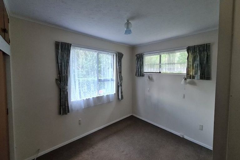 Photo of property in 61 Viewmont Drive, Harbour View, Lower Hutt, 5010