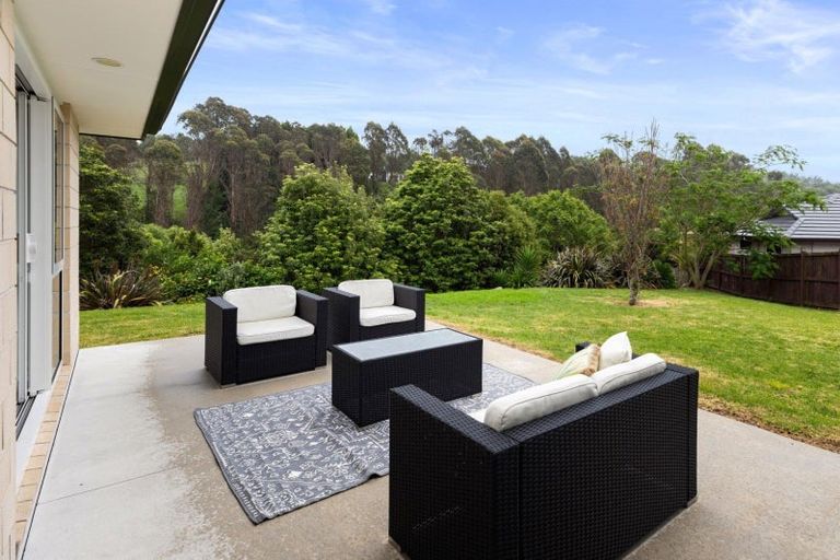 Photo of property in 174 Oteki Park Drive, Welcome Bay, Tauranga, 3112