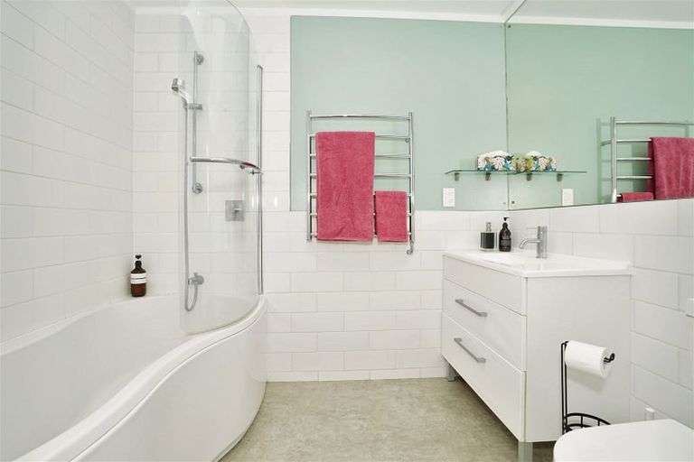 Photo of property in 77a Awatere Avenue, Beerescourt, Hamilton, 3200