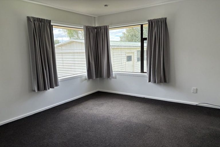 Photo of property in 8 Ariel Place, Aranui, Christchurch, 8061