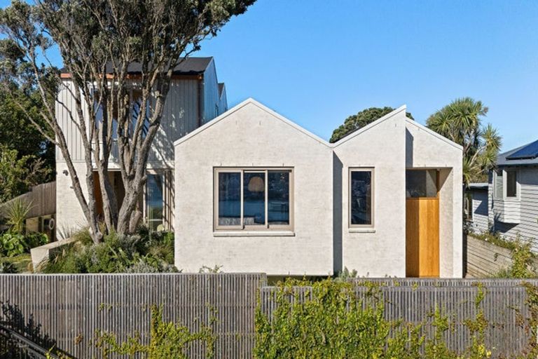 Photo of property in 41a The Crescent, Roseneath, Wellington, 6011