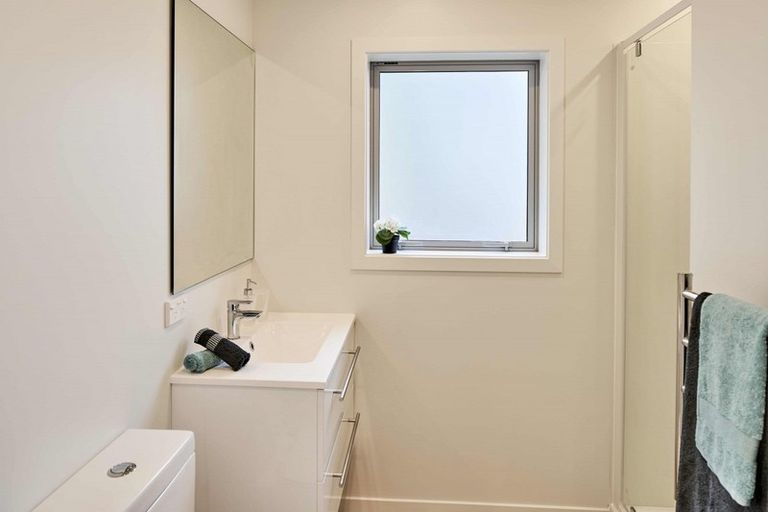 Photo of property in 11 Alexandra Road, Roseneath, Wellington, 6021