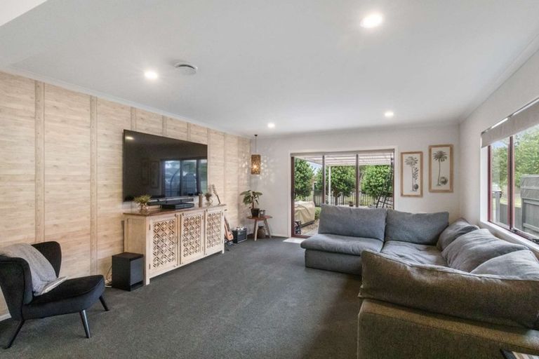 Photo of property in 39 Calypso Drive, Papamoa Beach, Papamoa, 3118