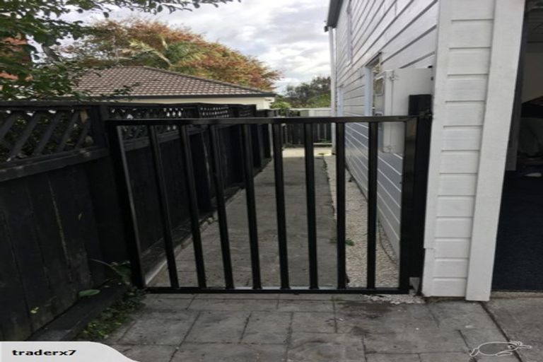 Photo of property in 2/47 Pah Road, Papatoetoe, Auckland, 2025