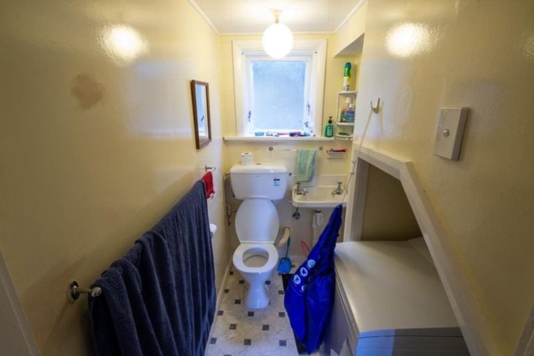 Photo of property in Carillion/the Knoll, 33 Thompson Street, Mount Cook, Wellington, 6011