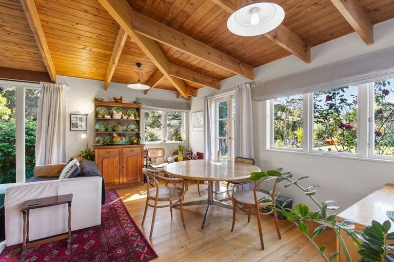 Photo of property in 130 Kimpton Road, Brookby, Manurewa, 2576