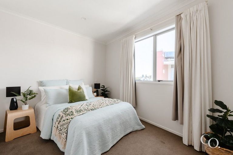 Photo of property in Algarve Apartments, 315/332 Maunganui Road, Mount Maunganui, 3116