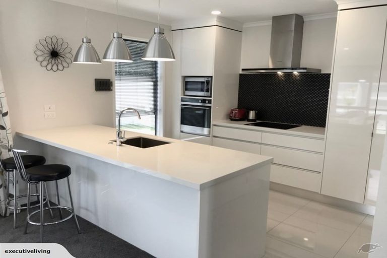 Photo of property in 55 Pendarves Street, New Plymouth, 4310