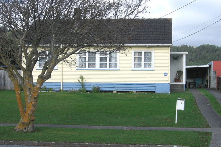 Photo of property in 78 Molesworth Street, Taita, Lower Hutt, 5011