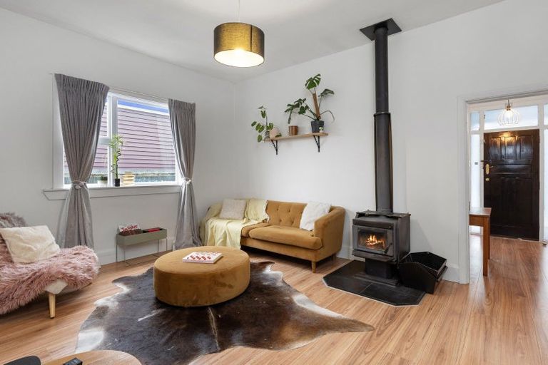 Photo of property in 38 Olliviers Road, Phillipstown, Christchurch, 8011