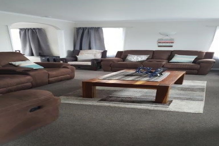 Photo of property in 11 Wynn Place, Howick, Auckland, 2014