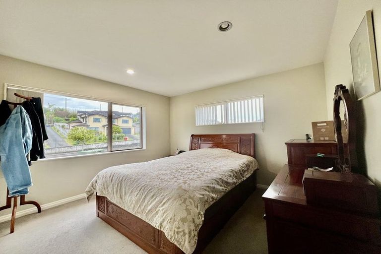 Photo of property in 76 Laurel Oak Drive, Schnapper Rock, Auckland, 0632