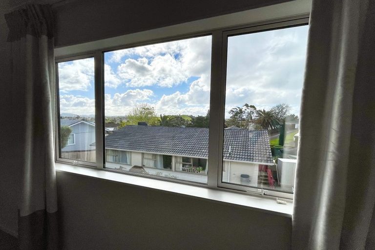 Photo of property in 66a Hutchinsons Road, Bucklands Beach, Auckland, 2014