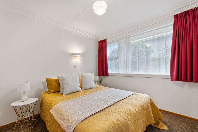 Photo of property in 18 Wills Street, Balaclava, Dunedin, 9011