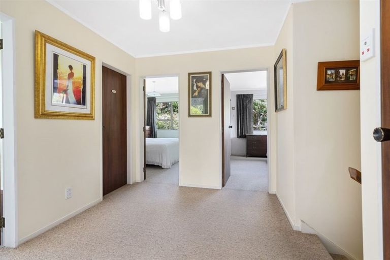 Photo of property in 9 Bowline Place, Whitby, Porirua, 5024